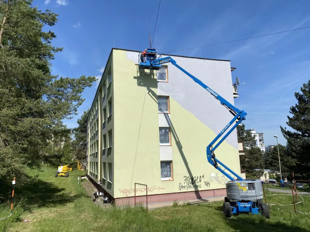 Obnova fasády bytového domu – Zvolen | KEISH