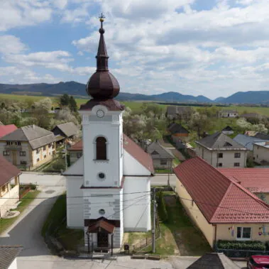 Oprava fasády a remeselno-umeleckých prvkov | Evanjelický kostol, Revúcka Lehota
